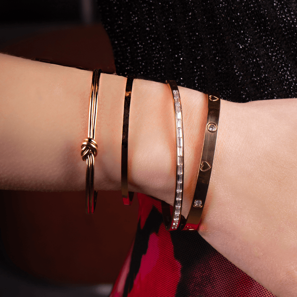 Evry Jewels Waterproof Stainless Steel Bangle