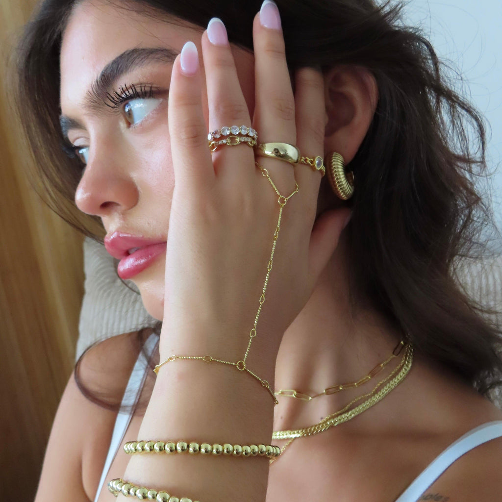 Evry Jewels Bar Hand Chain