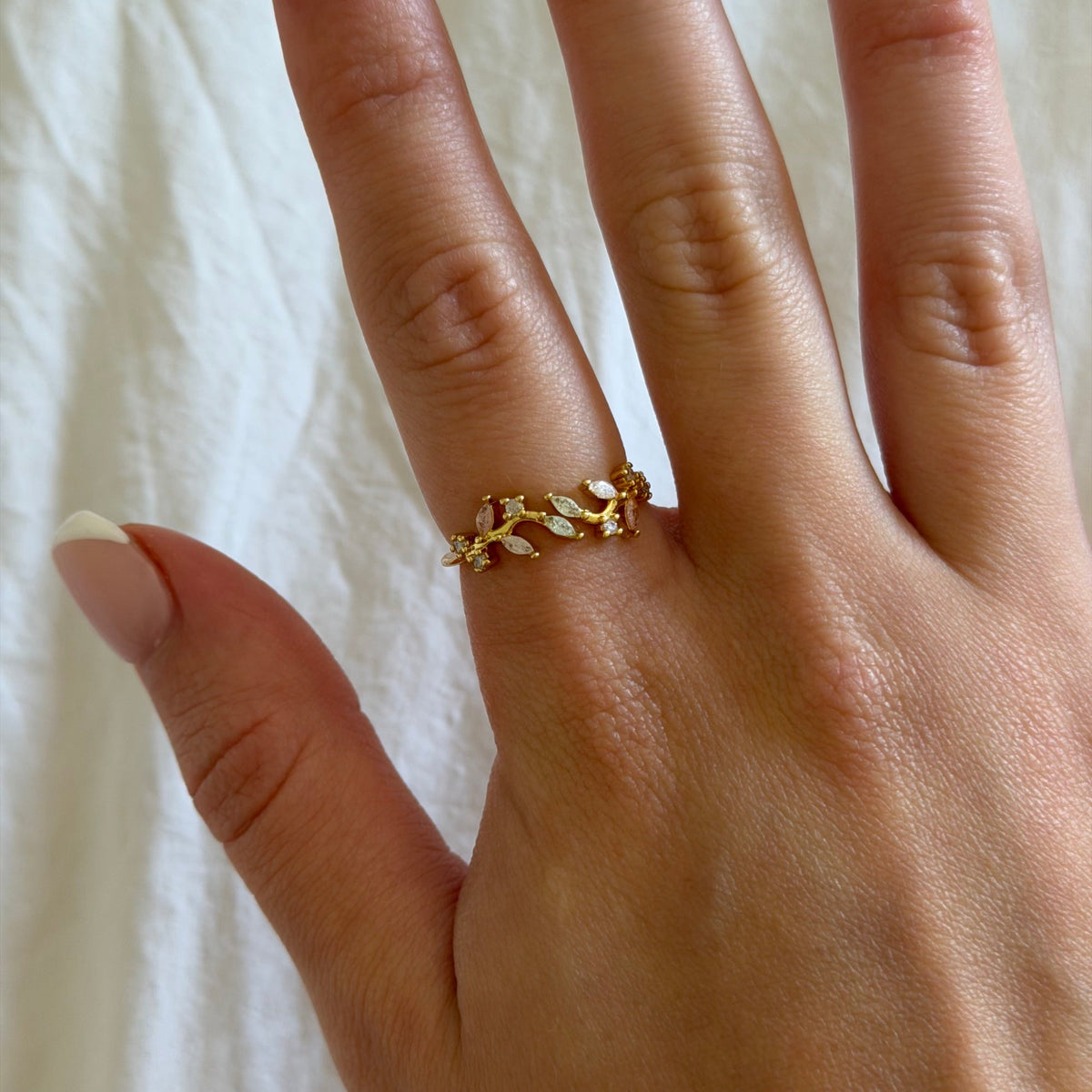 Evry Jewels Sweet Whimsy Ring