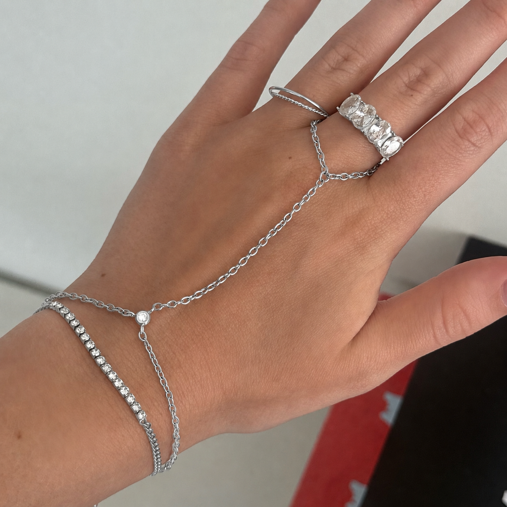 Evry Jewels The Slide On Hand Chain Collection