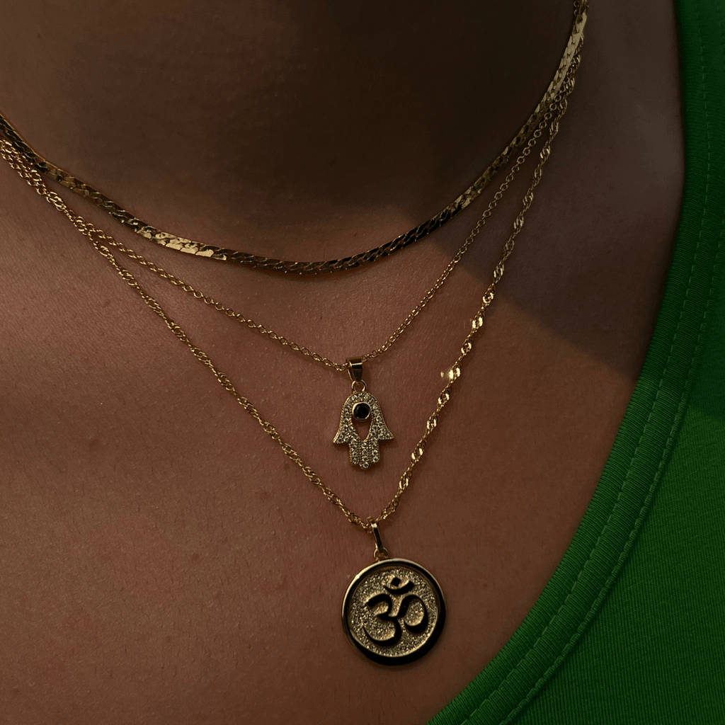 Evry Jewels Eye Am Over It Hamsa Necklace