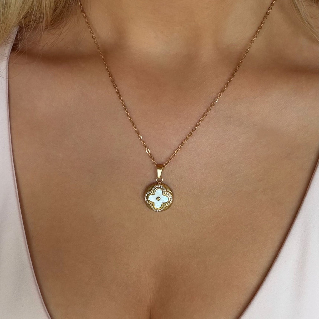 Evry Jewels Lucky Petal Necklace