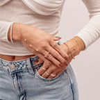 Evry Jewels Full of Love Hand Chain