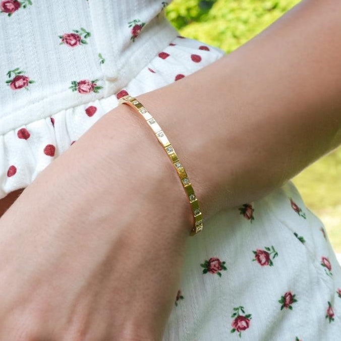 Evry Jewels Halo Click Bangle