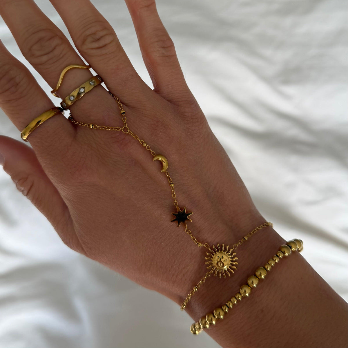Evry Jewels Daydream Wave Ring