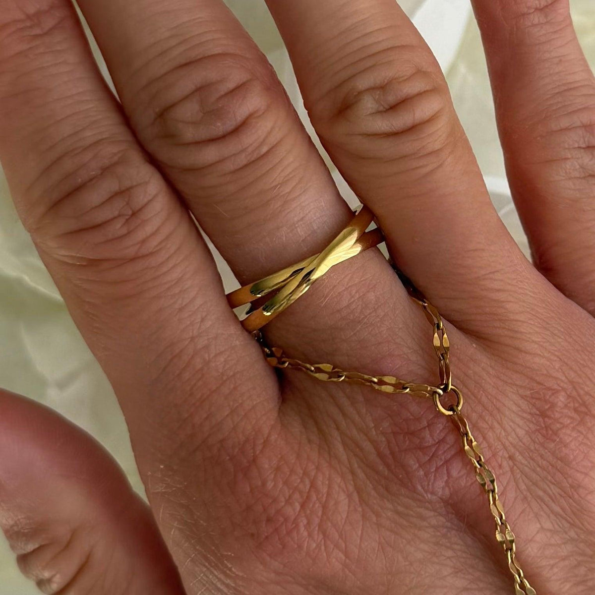 Evry Jewels Interlocked Fidget Ring