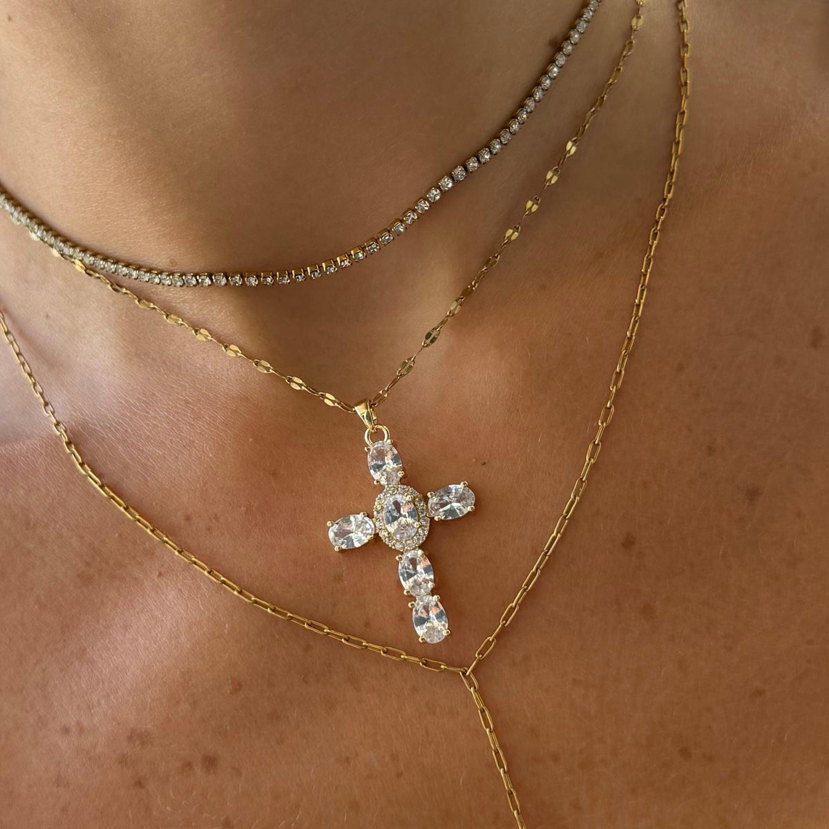 Evry Jewels Heavenly Glow Cross Necklace