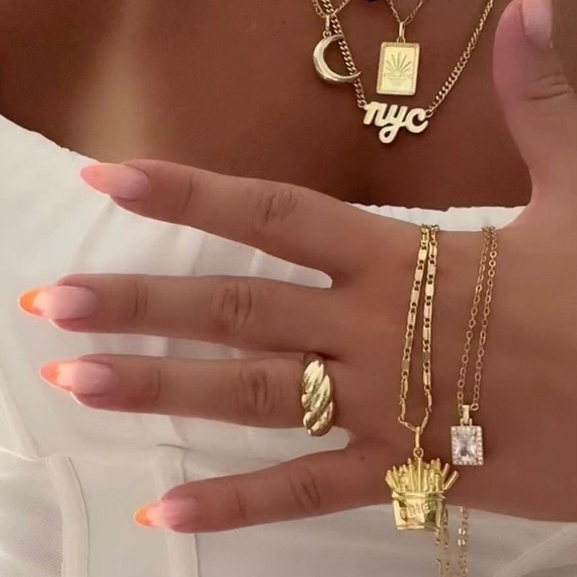 Evry Jewels Sunshine Necklace