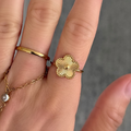 Evry Jewels Lucky Bloom Ring