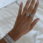 Evry Jewels Over It Hand Chain