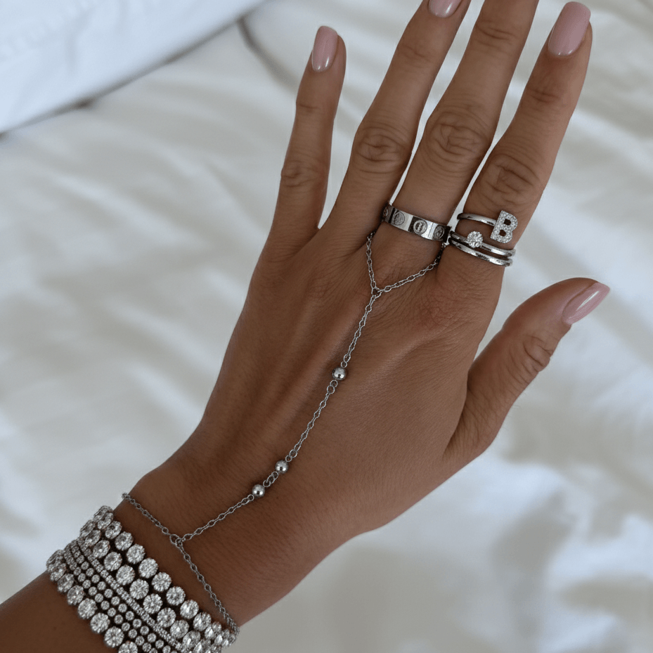 Evry Jewels Viral Hand Chains: Anti Tarnish Waterproof